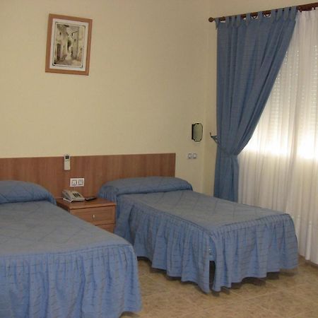 Hotel Los Hermanos 오카나 외부 사진