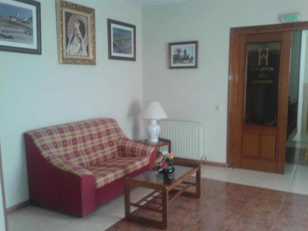 Hotel Los Hermanos 오카나 외부 사진
