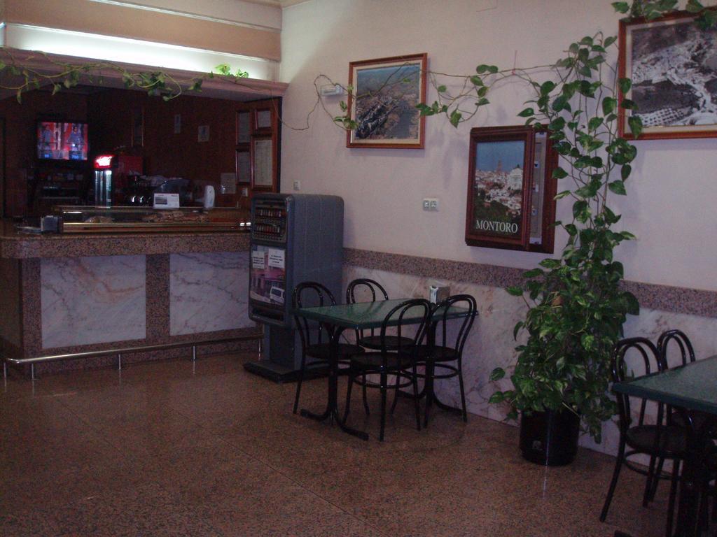 Hotel Los Hermanos 오카나 외부 사진